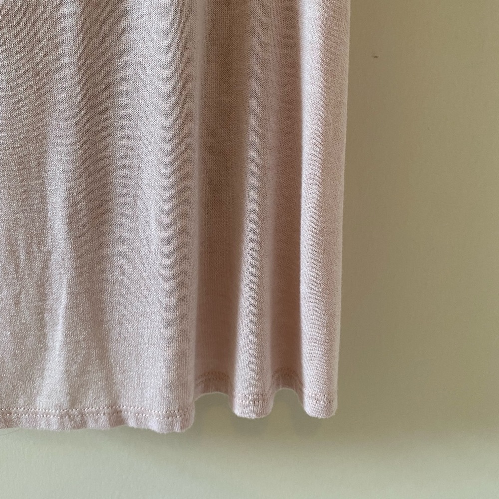 Lovely Day Low Scoop-Back Top - Picture 4 of 12